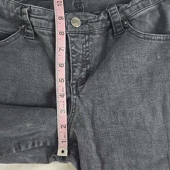 TRIPP NYC Womens Black Capri Cropped Pants 12 Stretch Skull Detail Grunge Goth - Picture 4 of 14